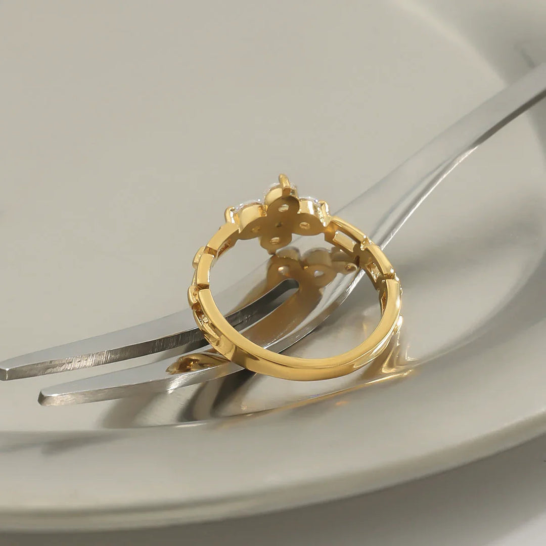 Clestine Diamant-Blütenblattring