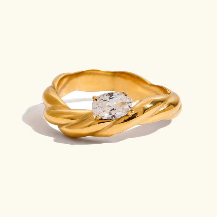 Von Noemi kuratierte Ringstapel-Kollektion