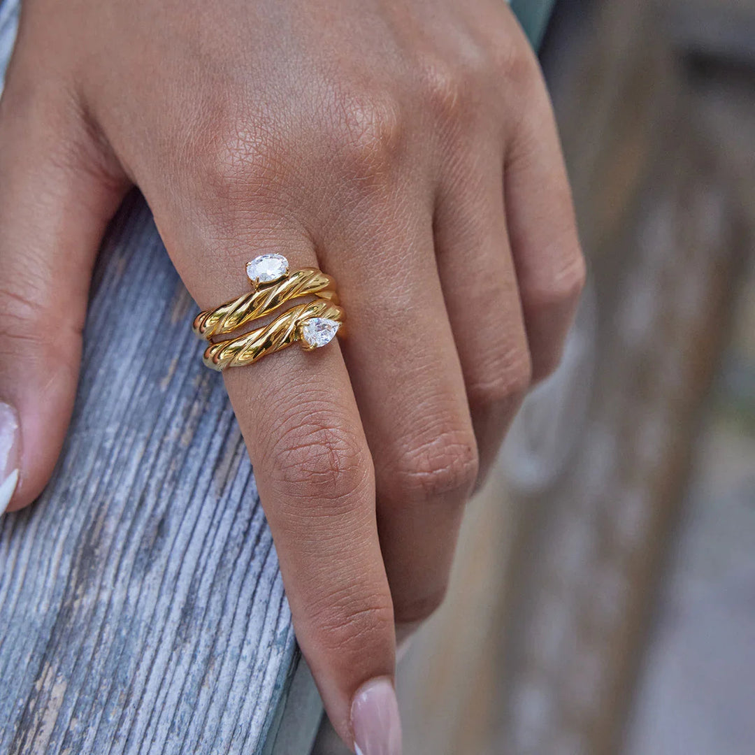 Von Noemi kuratierte Ringstapel-Kollektion