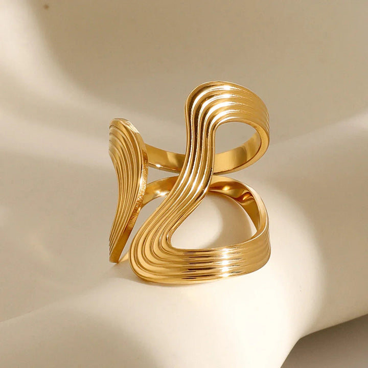 Vivi Twisted Band Goldring
