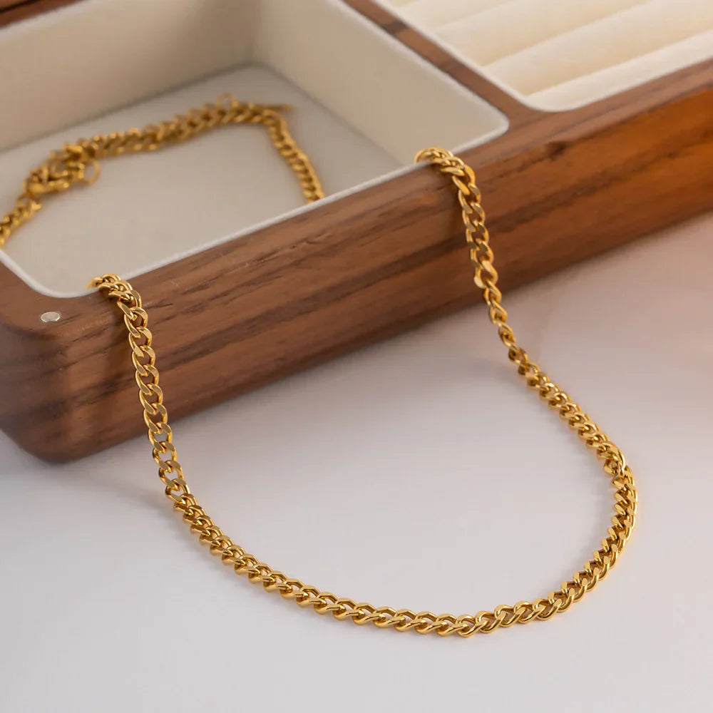 Avana Goldkette