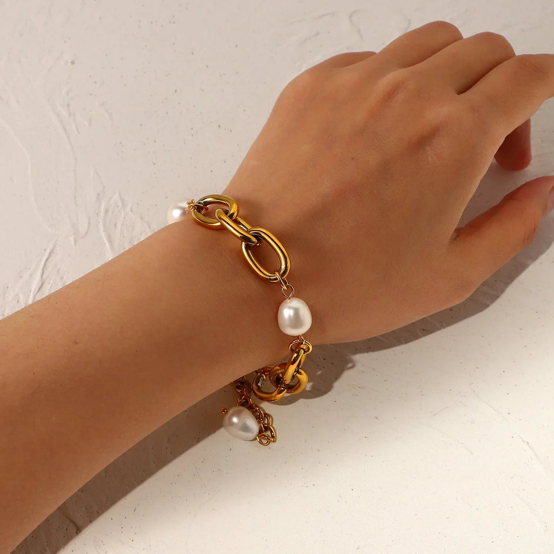 Ysabel – Armband mit dicken Süßwasserperlen