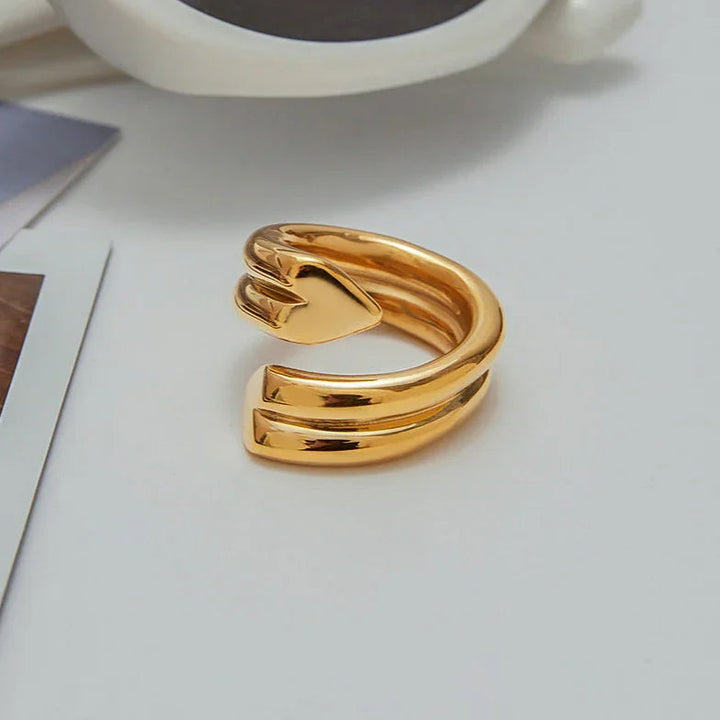 Tara Herz Twist Goldring