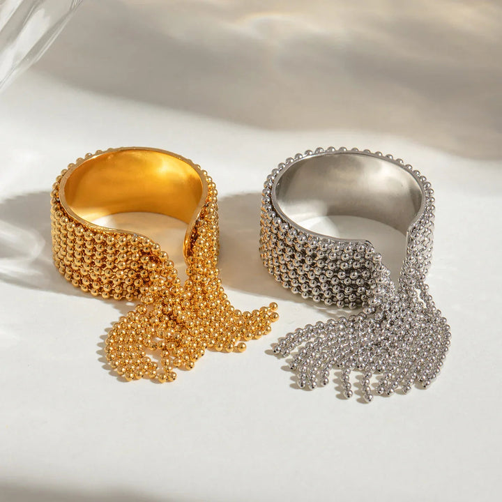 Krystelle – Goldener Quastenring