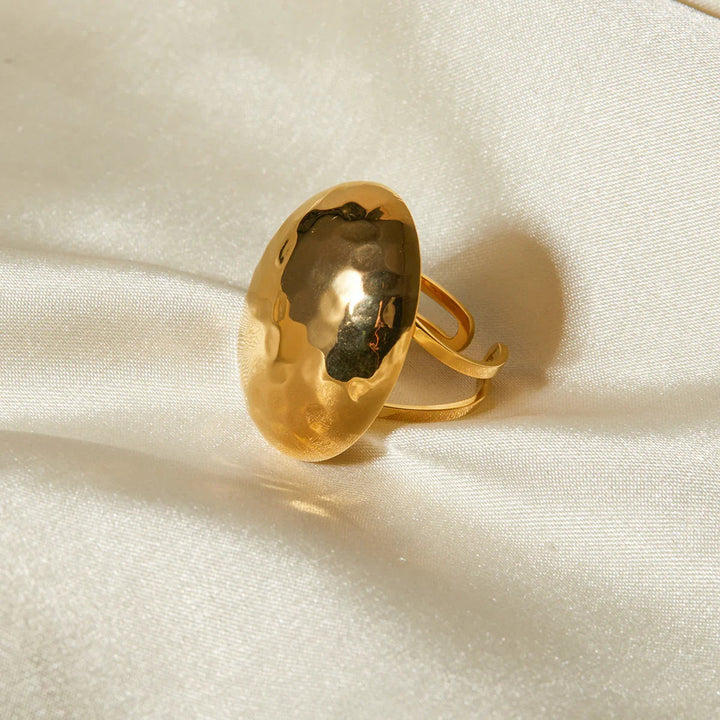 Thora Goldring