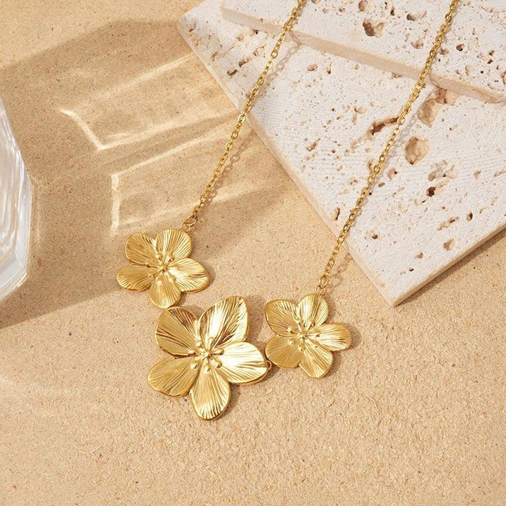 Collier Fleur en Or Millie