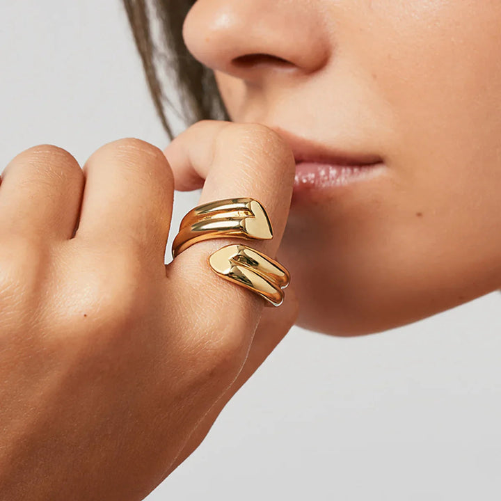 Tara Herz Twist Goldring