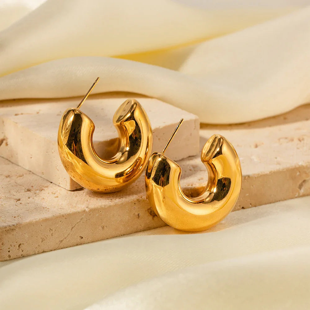 Natalia – Klobige goldene Creolen
