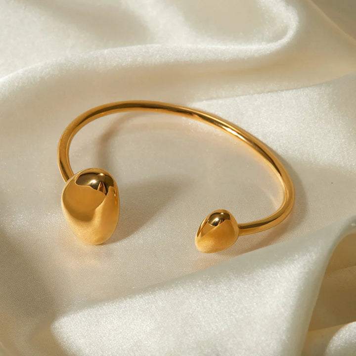 Mallory Minimalistische Goldmanschette