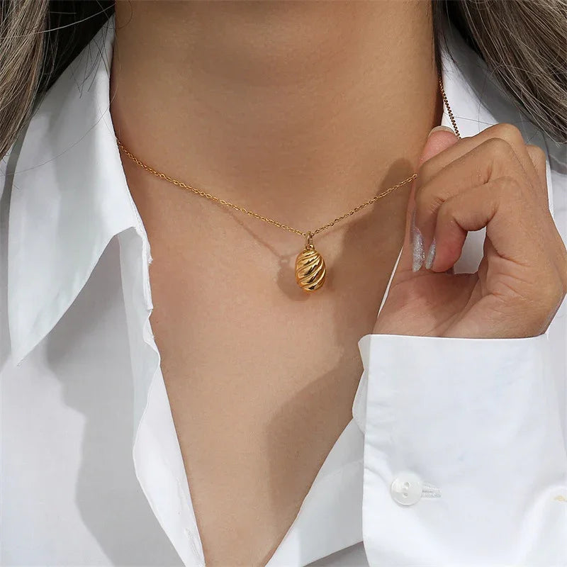 Collier croissant en or Linda