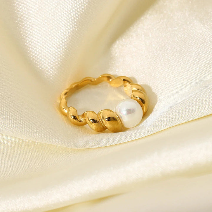 Bague en perles d'eau douce Scarlett