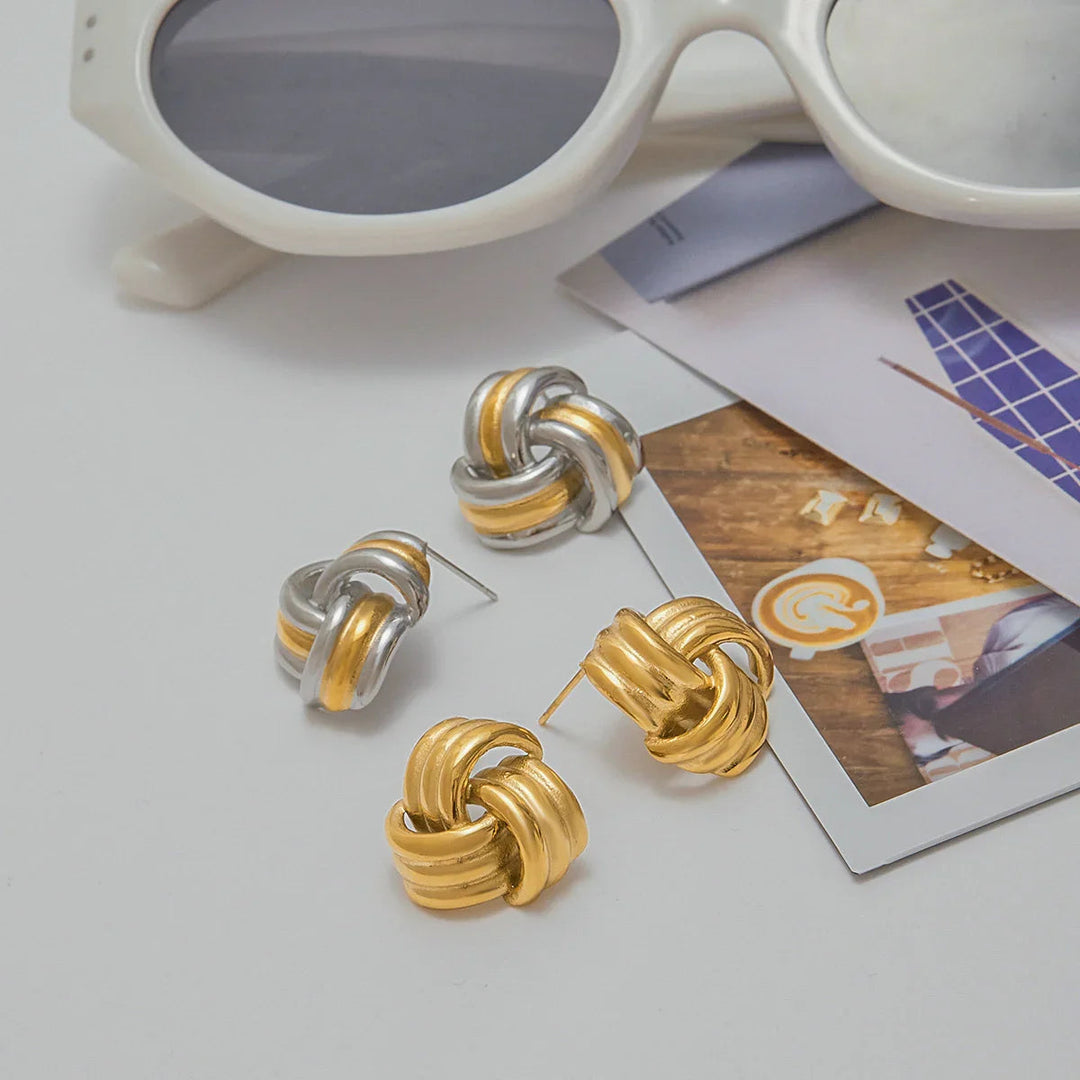 Avielle – Klobige Knotenohrringe in Gold