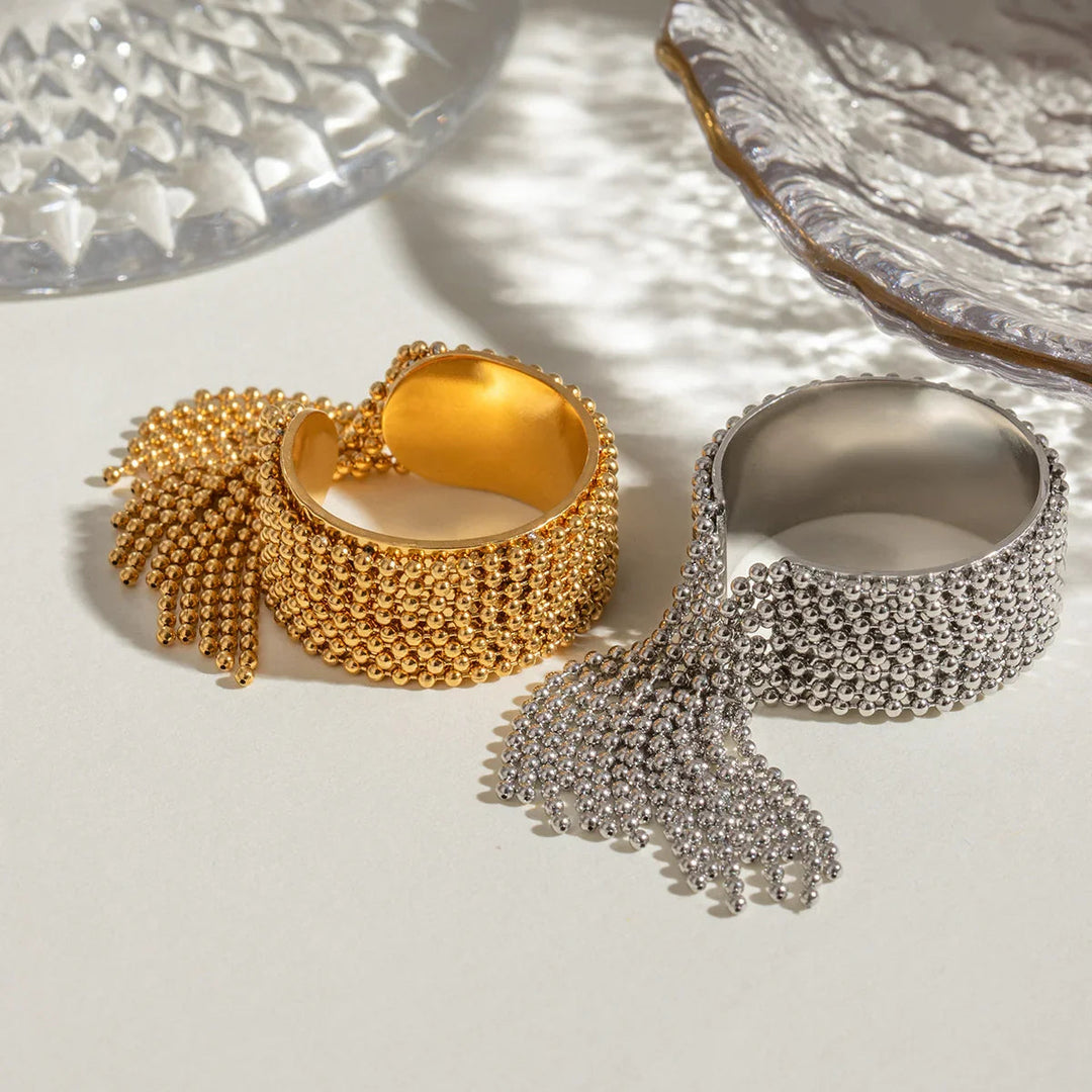 Krystelle – Goldener Quastenring