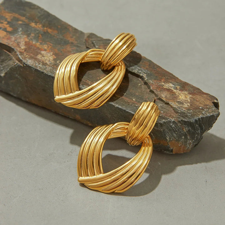 Selma Gold Knoten Ohrringe