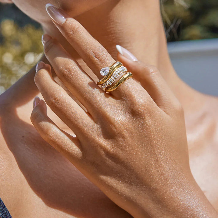 Von Noemi kuratierte Ringstapel-Kollektion