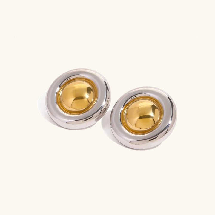 Sommerliche goldene Knopfohrringe