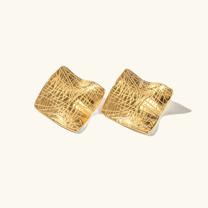Boucles d'oreilles en feuille d'or froissée Celestina