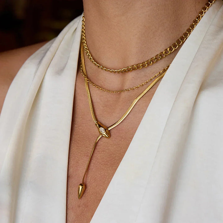 Gold-Serpentin-Anhänger von Zarelle