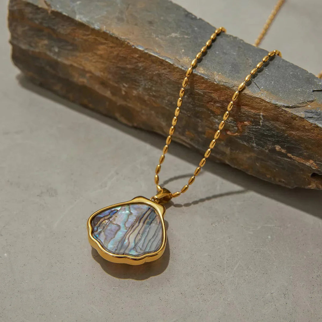 Nixie Gold Muschel Anhänger
