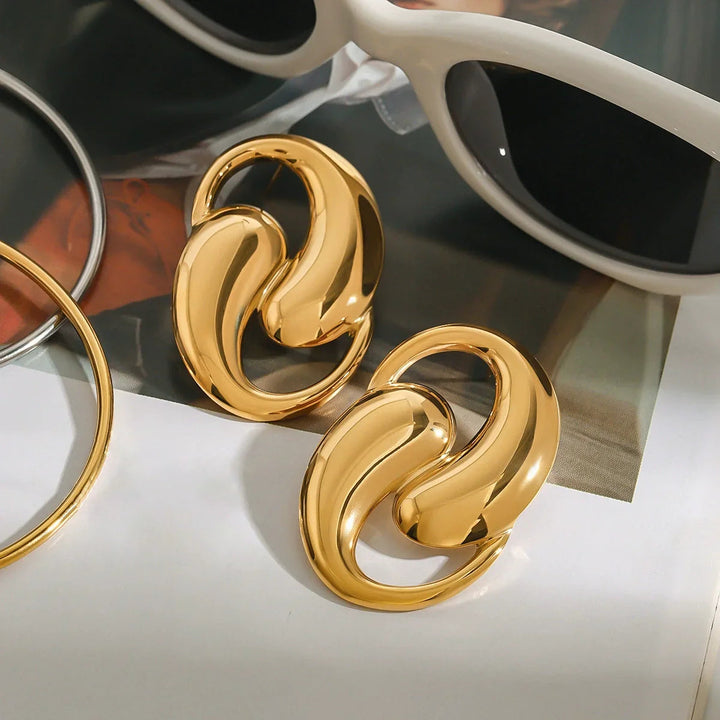 Dansley – Goldohrringe mit Wassertropfen