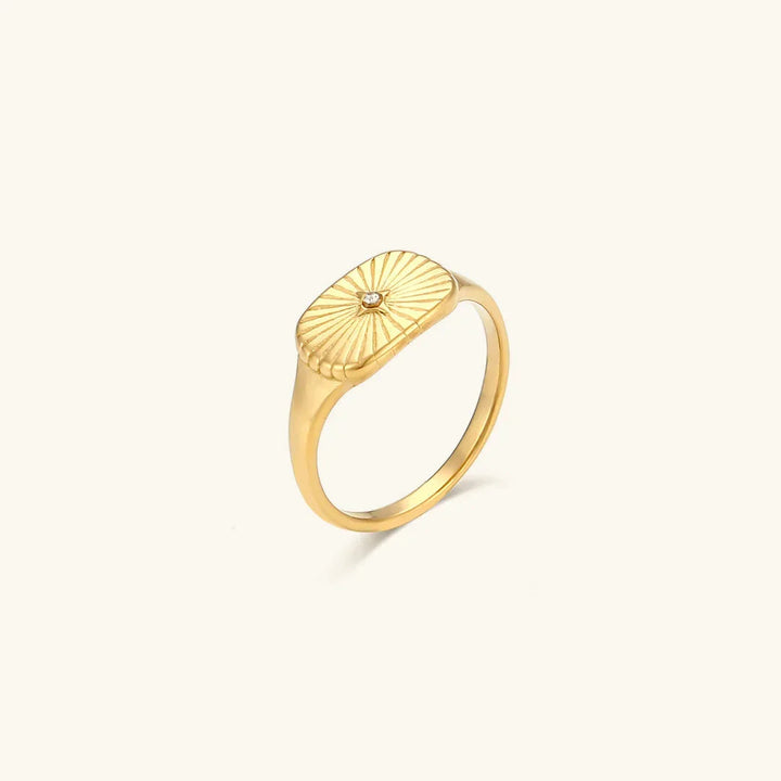 Aglaia Gold Ring