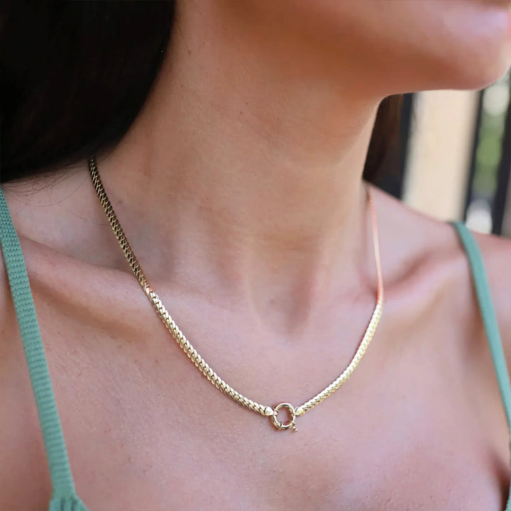 Gardenia Gold Herringbone Pendant