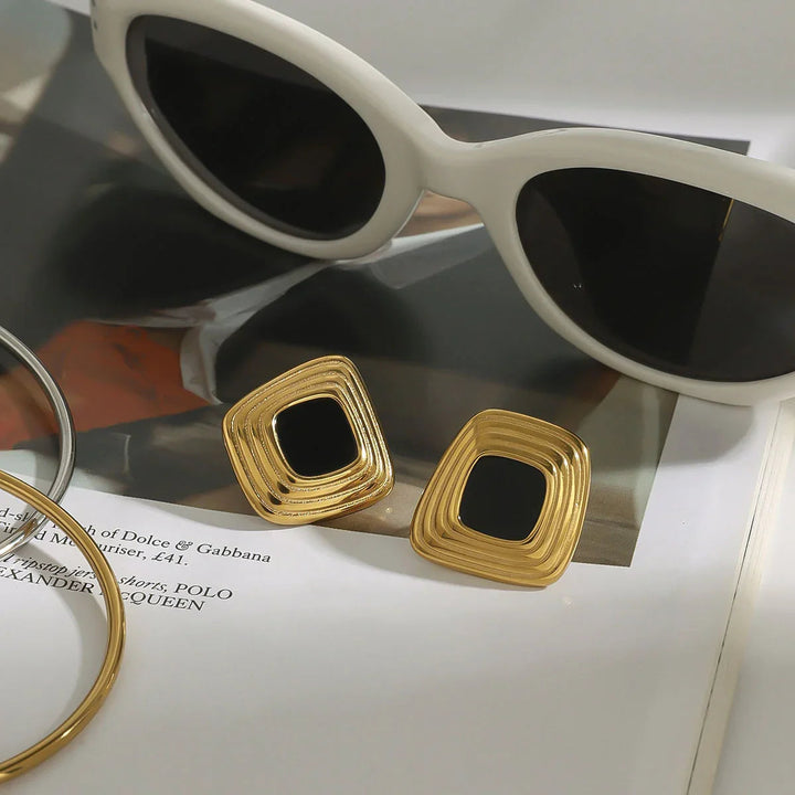 Geometrische Ohrringe Sylvie in Gold