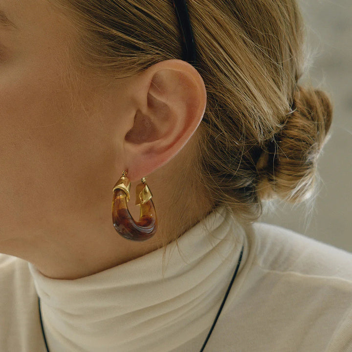 Leighton – Klobige Creolen aus Emaille