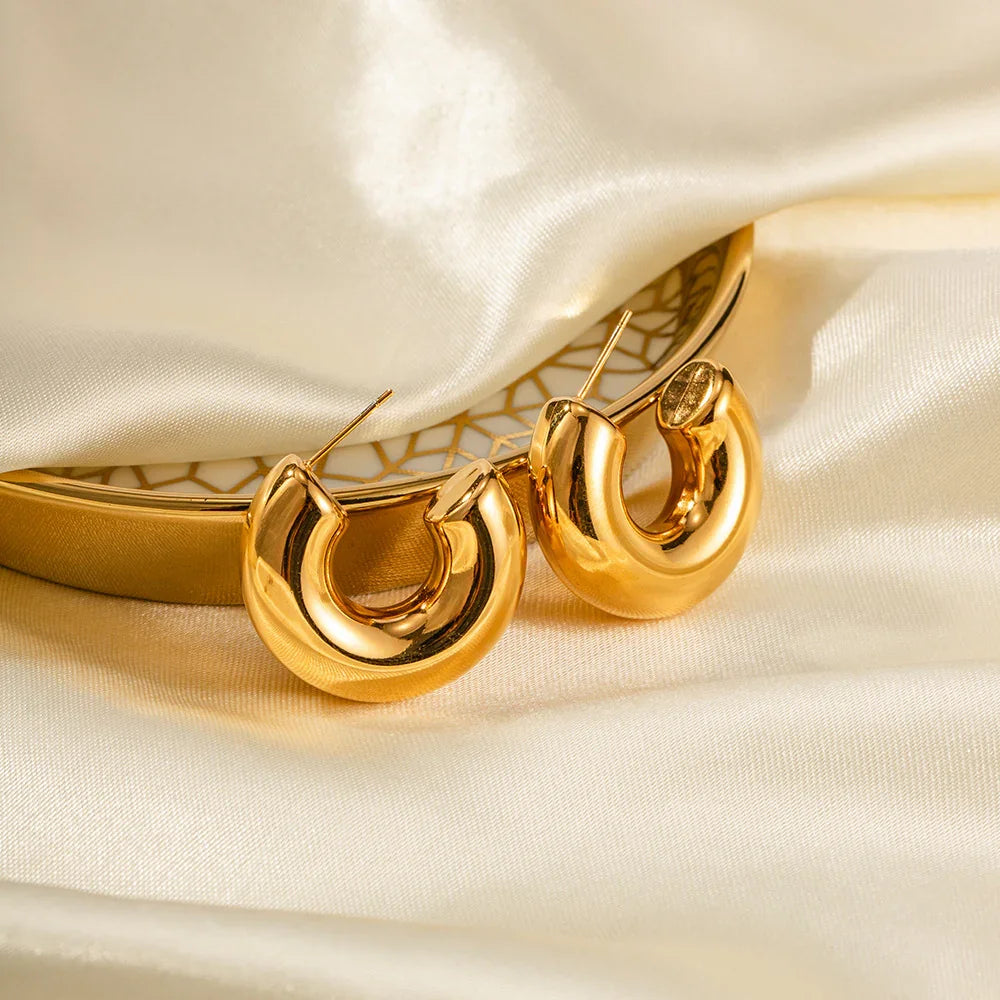 Natalia – Klobige goldene Creolen