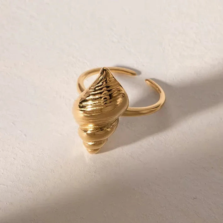 Ohana Sea Conch Gold Ring