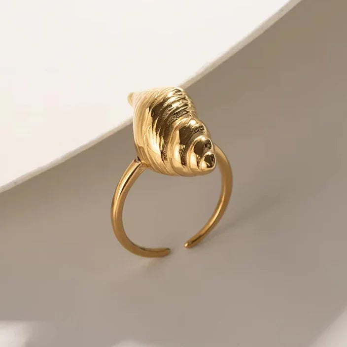 Ohana Sea Conch Gold Ring