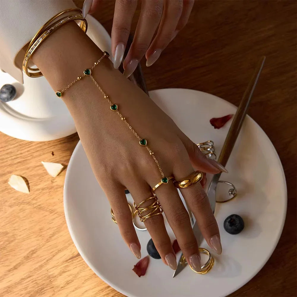 Gladys Smaragd-Herz-Handkette